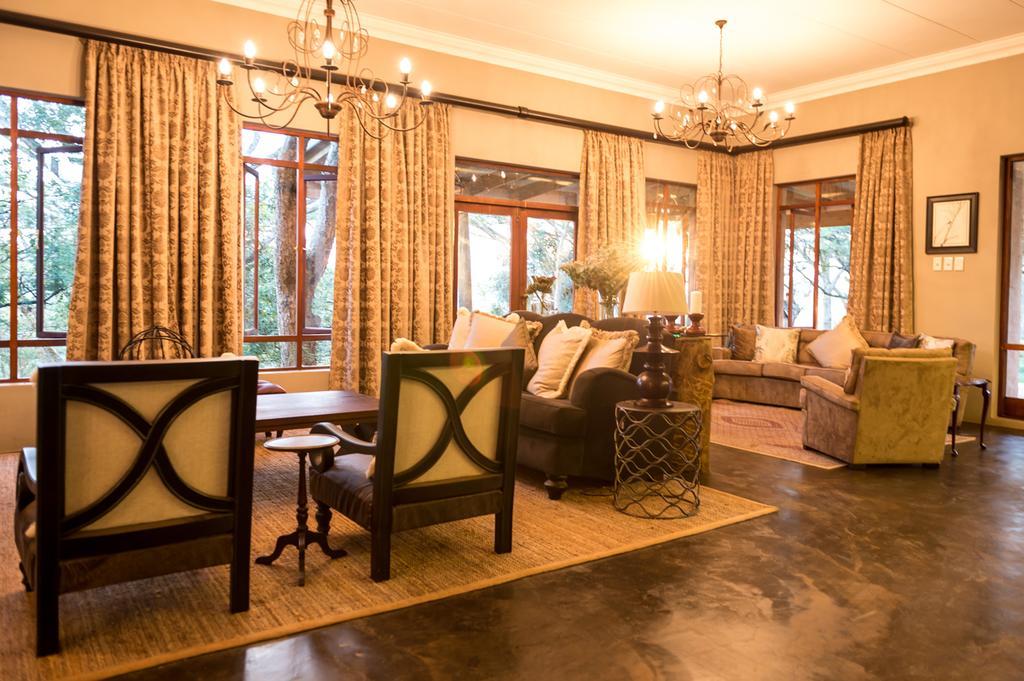 Hilton Bush Lodge & Function Venue Экстерьер фото